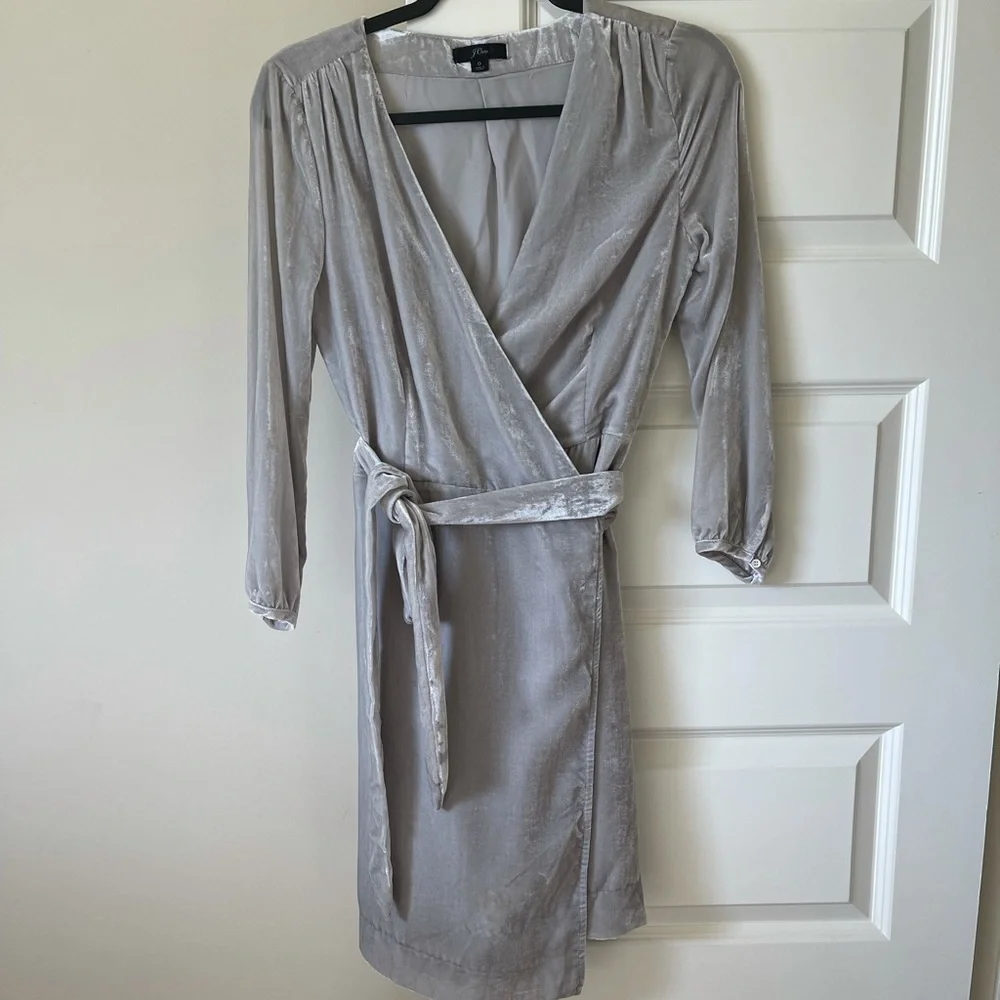 Velvet dress - Picture 2 of 3